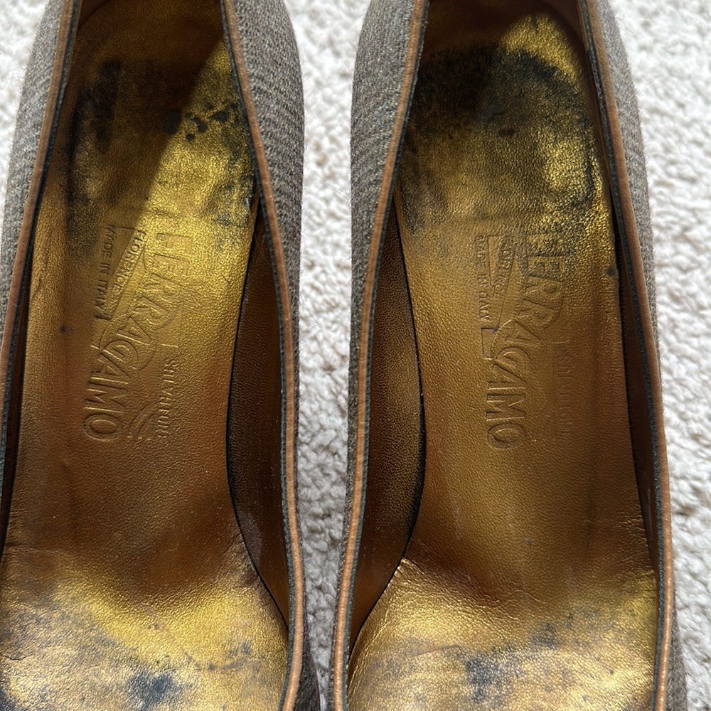 Ferragamo Tweed Heels Size 8.5 - Picture 10 of 10